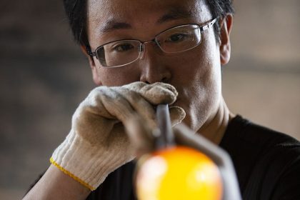 ガラス作家・安土天平さん